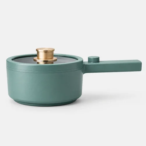 Portable electric cooking pot with non-stick inner pot