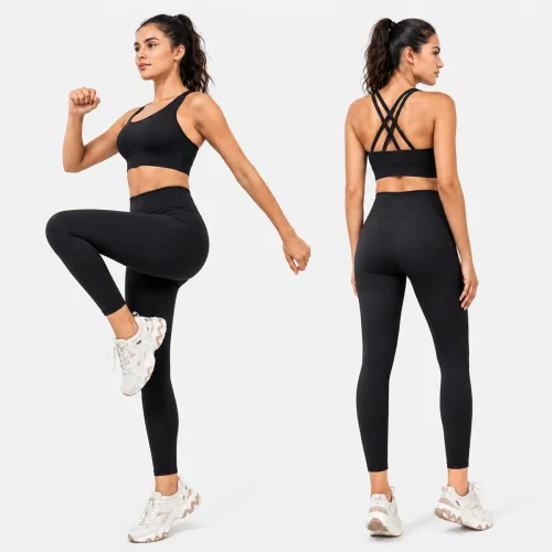 Women’s seamless activewear set with sports bra and leggings